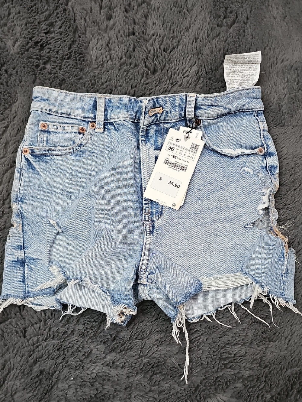 Zara Light Blue Distressed Denim Shorts Size 4